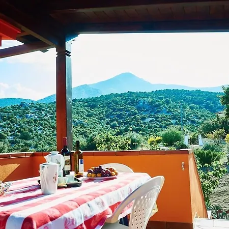 Apartment Cala Gonone, Casa I Pini *
