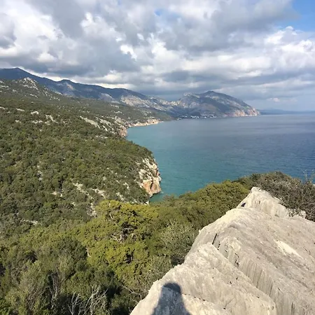 Cala Gonone, Casa I Pini *